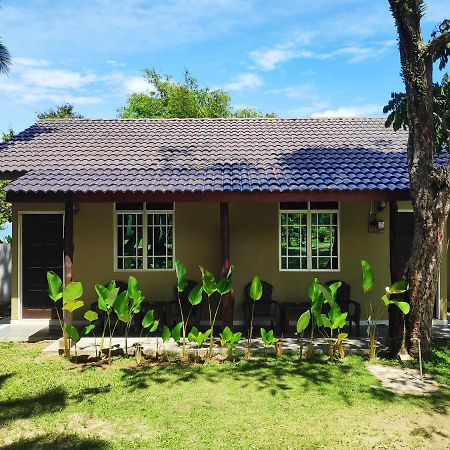 Sunset Bay Cottage Langkawi Esterno foto